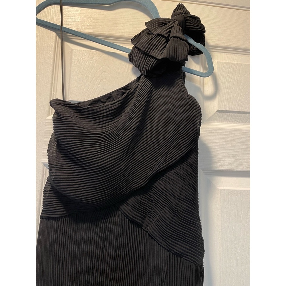 By Anthropologie Pleated One-Shoulder
Dress - Picture 12 of 13